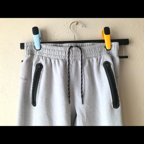 Old Navy Grey Joggers with Zipper Pockets - Picture 5 of 6